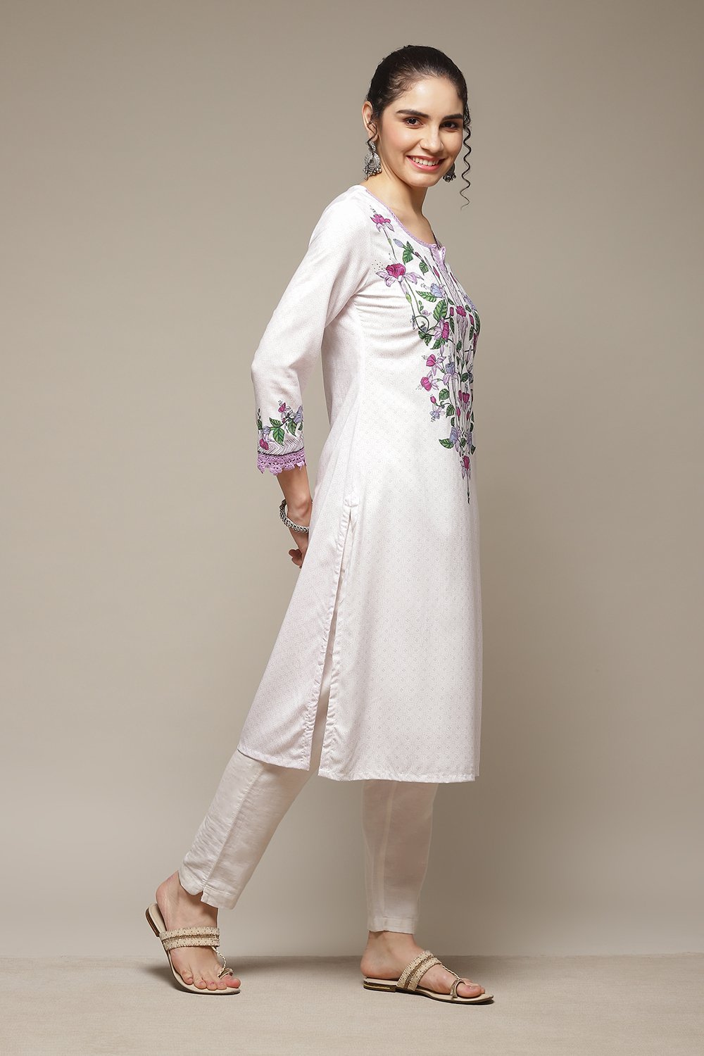 White LIVA Straight Kurta image number 5